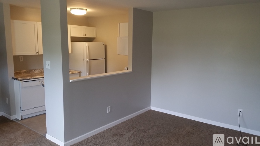 2 Fortune Road West 1 Condo for Rent - Photo gallery 3