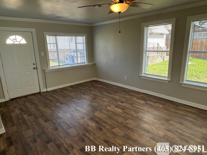 1122 S Xanthus Pl 2 Beds Single Family Home for Rent - Photo gallery 3