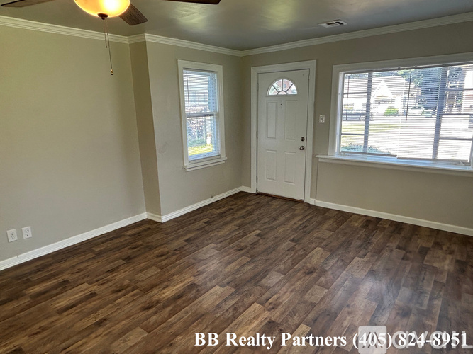 1122 S Xanthus Pl 2 Beds Single Family Home for Rent - Photo gallery 4