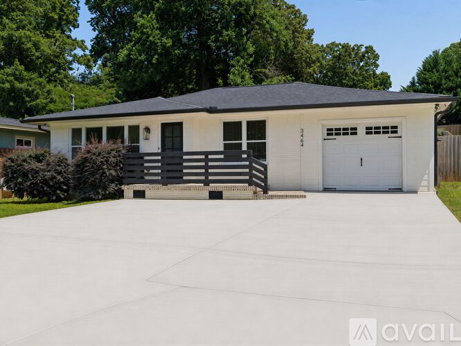 3464 Glenwood Road 3 Beds Single Family Home for Rent - Photo gallery 1