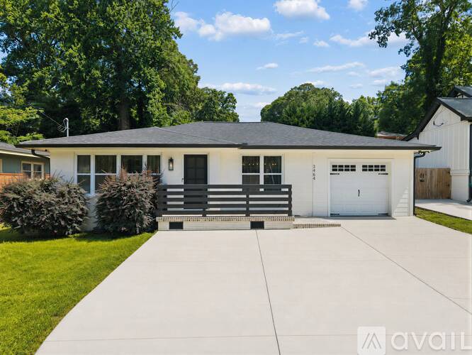 3464 Glenwood Road 3 Beds Single Family Home for Rent - Photo gallery 3