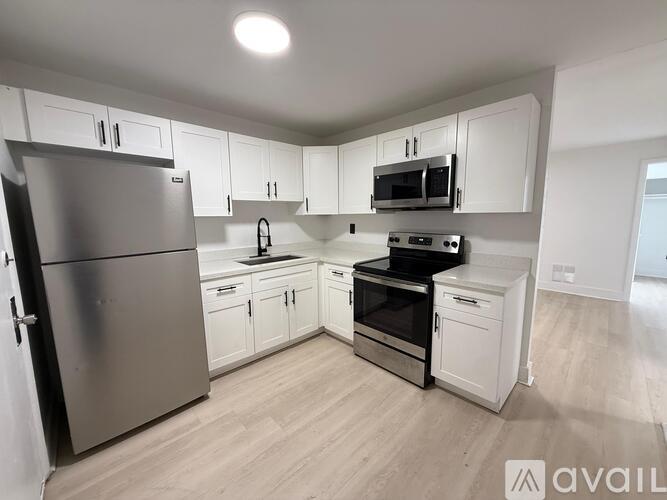 12215 W Dixie Hwy 2 Beds Apartment for Rent - Photo gallery 1