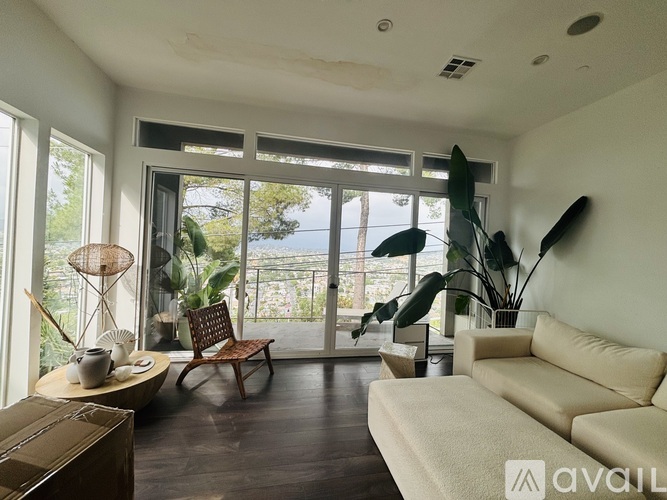 649 Cross Avenue 3 Beds Single Family Home for Rent - Photo gallery 3