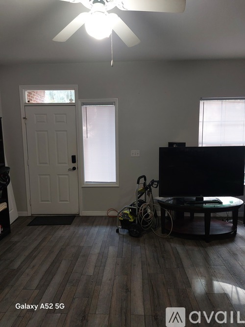 280 NW 50th Blvd 3 Beds Condo for Rent - Photo gallery 2
