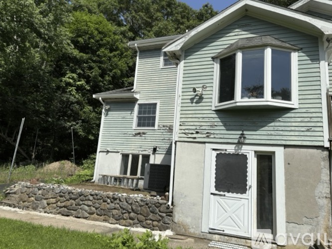 426 Conant Road 4 Beds Single Family Home for Rent - Photo gallery 2