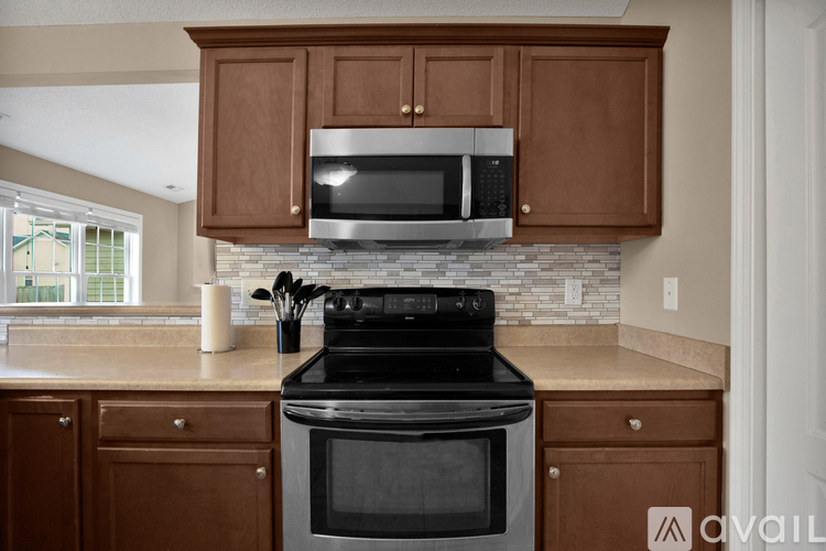 1403 Oxnop Court 3 Beds Single Family Home for Rent - Photo gallery 2