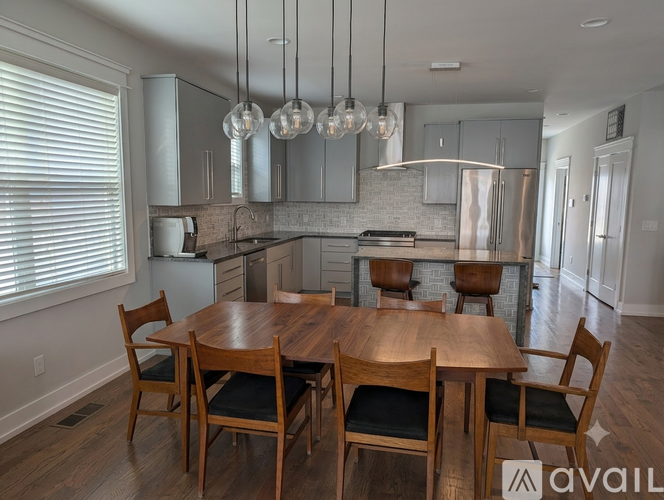 1809A 7th Avenue North 3 Beds Single Family Home for Rent - Photo gallery 3