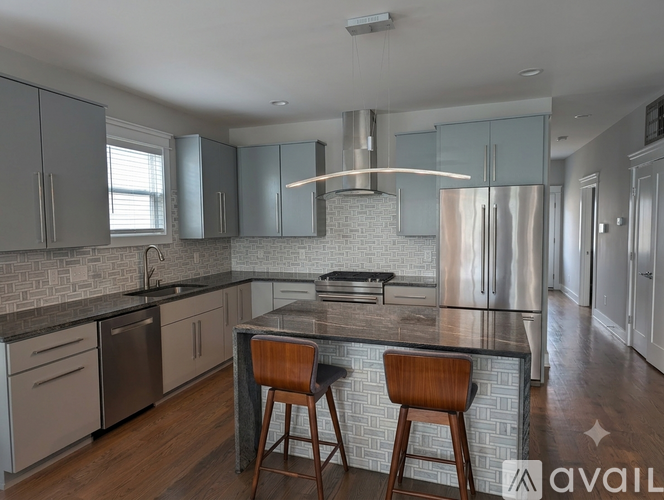 1809A 7th Avenue North 3 Beds Single Family Home for Rent - Photo gallery 4