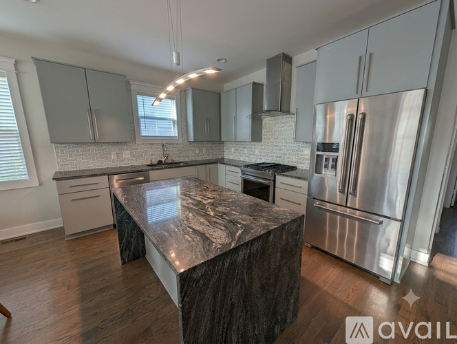 1809A 7th Avenue North 3 Beds Single Family Home for Rent - Photo gallery 5