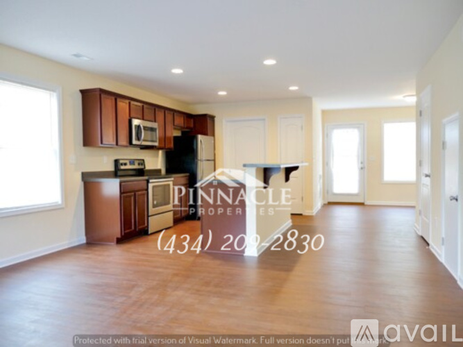 108 Tomahawk Industrial Park 3 Beds Townhouse for Rent - Photo gallery 2