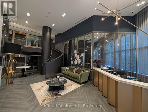 417 - 395 DUNDAS STREET W 3 Beds Apartment for Rent