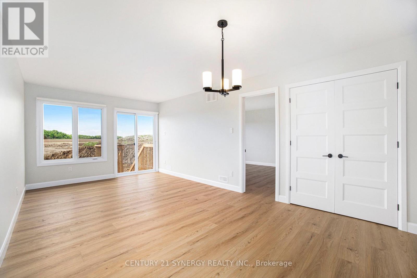 2 bedroom apartment - A - 65 HELEN STREET A, North Stormont 4