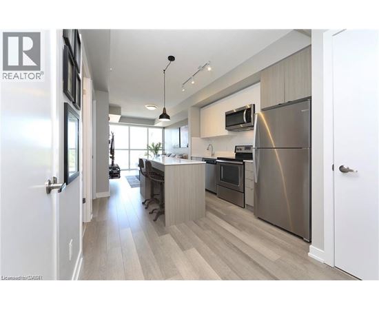 5240 DUNDAS Street Unit# B504 2 Beds Apartment, Condo, Home for Rent - Photo gallery 3