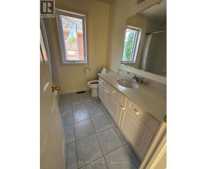 30 BAINTREE STREET 3 Beds House for Rent - Photo gallery 4