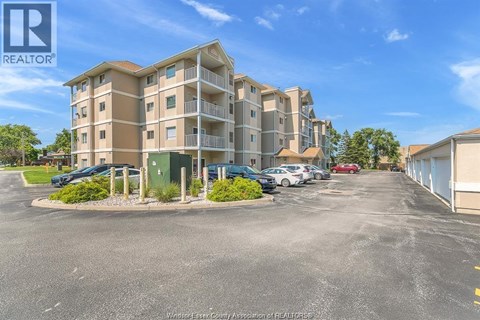 1535 GRAND MARAIS ROAD West Unit# 304 2 Beds Apartment for Rent