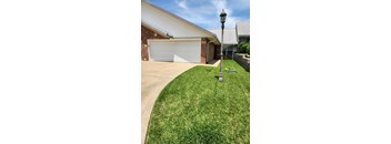 2/2 1229 sqft