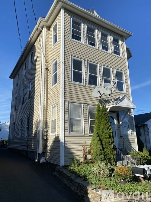 75 Hayes St