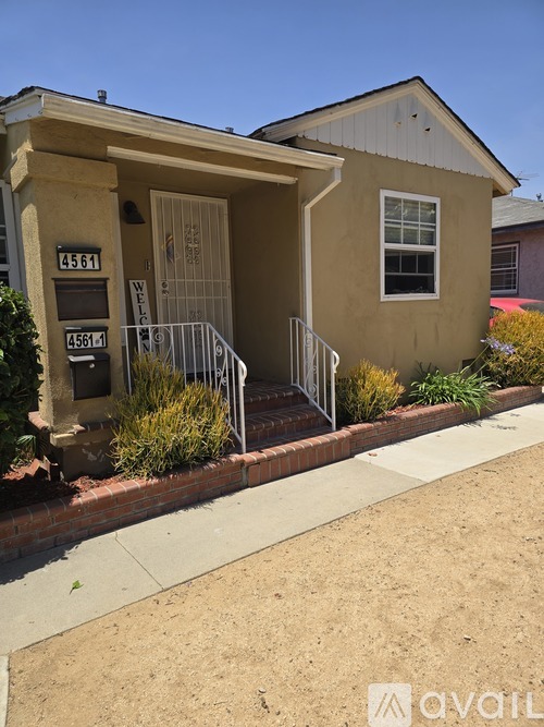 4561 Adenmoor Ave 2 Beds Apartment for Rent - Photo gallery 1