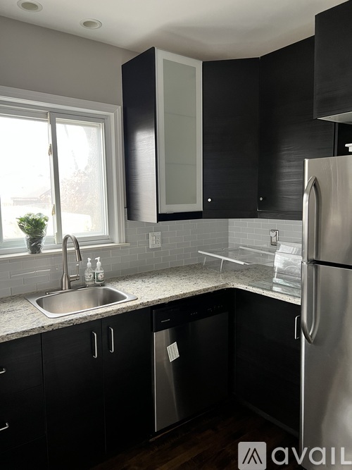 475 West Lewiston Avenue 2 Beds Single Family Home for Rent - Photo gallery 2