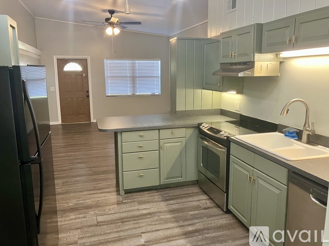 1306 12th Street 2 Beds Apartment for Rent - Photo gallery 2