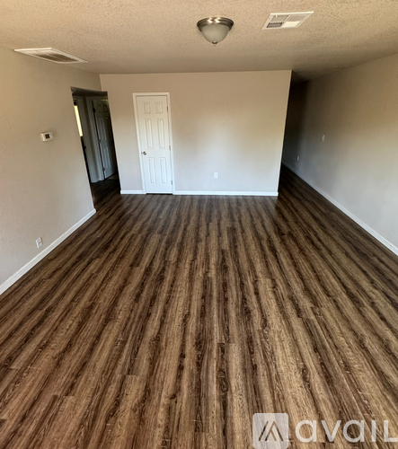 582 Angelus St 2 Beds Apartment for Rent - Photo gallery 1