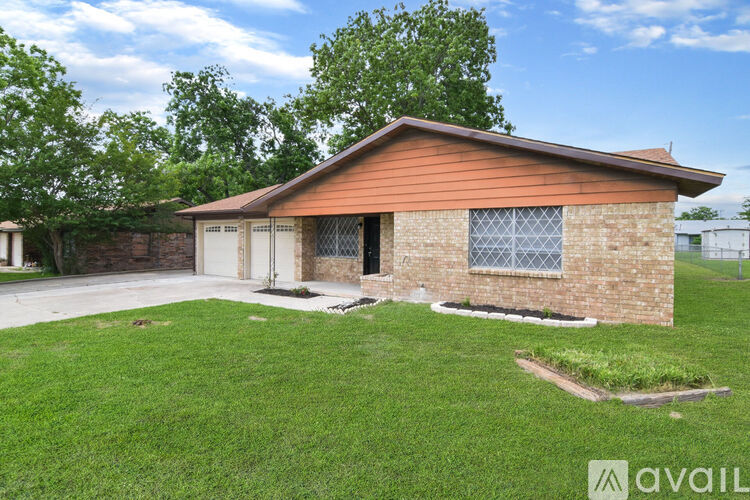 1003 Bonner Dr 3 Beds Single Family Home for Rent - Photo gallery 2
