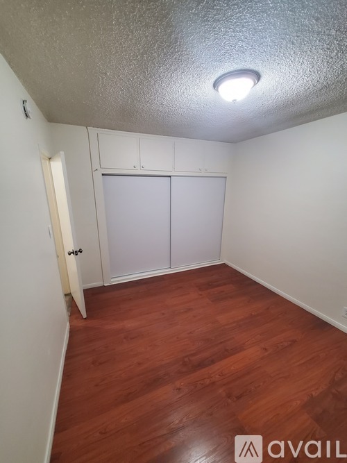1325 E 7th St 2 Beds Condo for Rent - Photo gallery 4