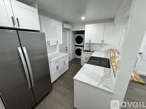 565 Northeast 32Nd Street 1 Apartment for Rent