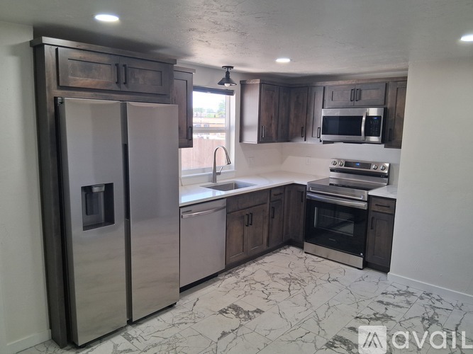 1504 Zuni Road 2 Beds Single Family Home for Rent - Photo gallery 5