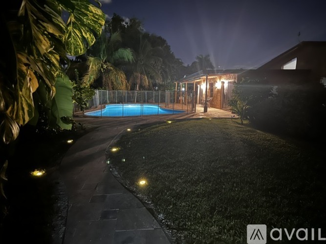 6100 Southwest 48th Court 3 Beds Apartment for Rent - Photo gallery 3