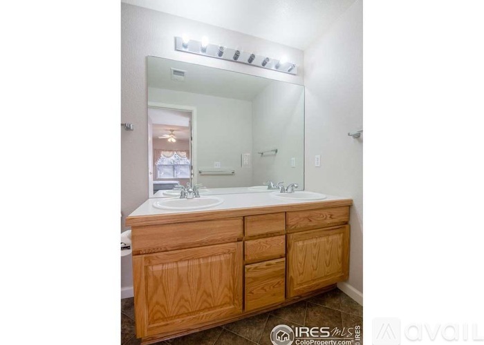 4385 South Balsam Street Unit 15-103 2 Beds Condo for Rent - Photo gallery 3