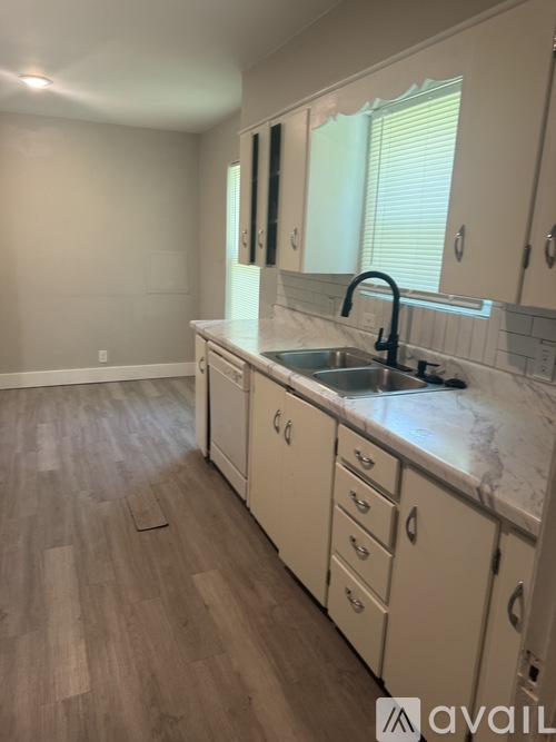 535 Hobson Pl 3 Beds Single Family Home for Rent - Photo gallery 3