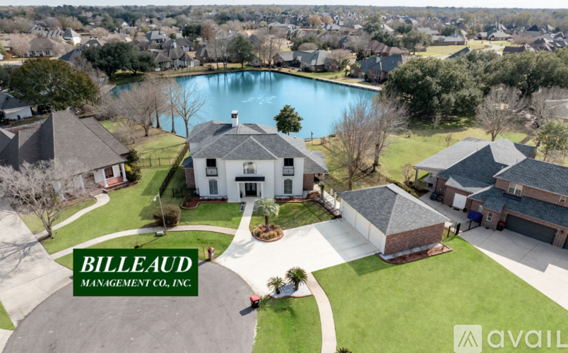 105 Woodbine Dr 5 Beds Single Family Home for Rent - Photo gallery 1