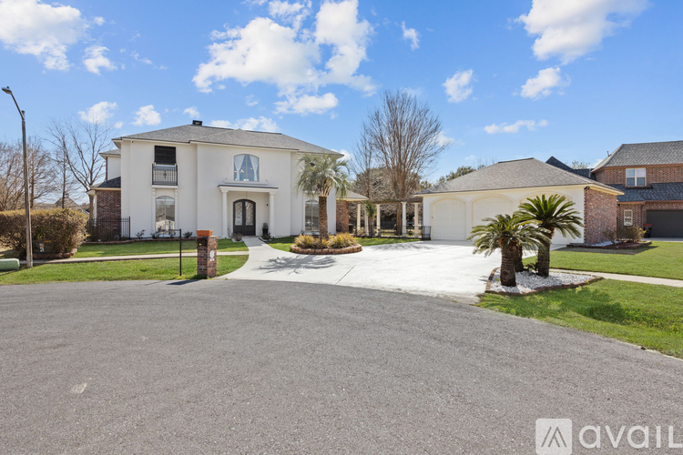 105 Woodbine Dr 5 Beds Single Family Home for Rent - Photo gallery 3