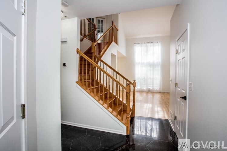 2140 Yale Cir 3 Beds Townhouse for Rent - Photo gallery 4