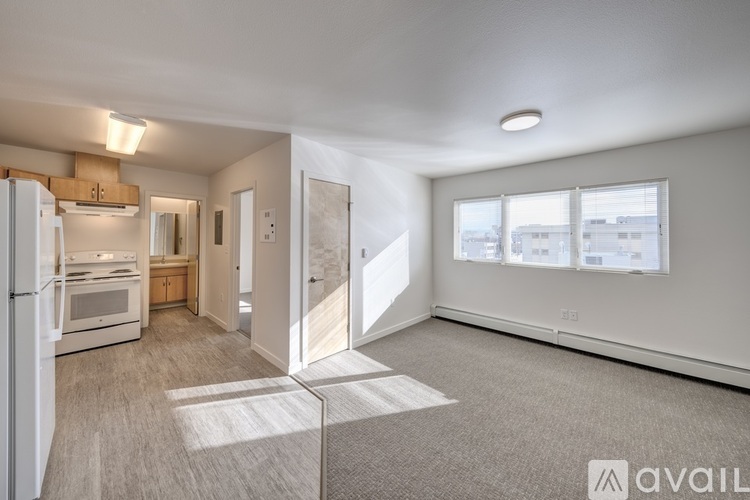 630 W 8th Ave 1 Apartment for Rent - Photo gallery 2