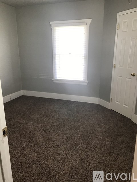 1316 E Carlisle Ave 4 Beds Apartment for Rent