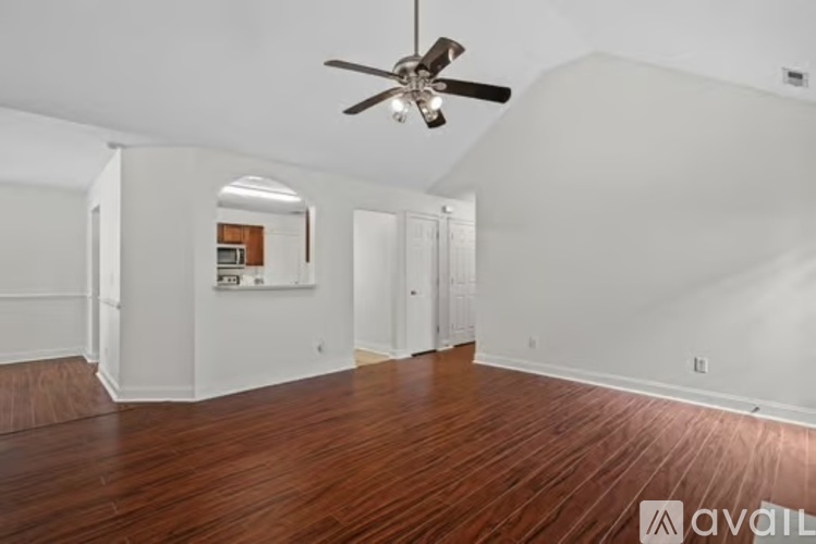 13605 Glencreek Ln 3 Beds Single Family Home for Rent - Photo gallery 4