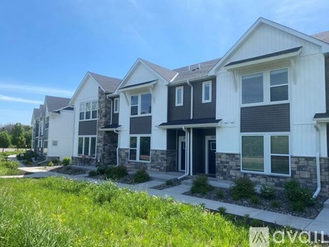 2434 N Blossom Cir 3 Beds Apartment for Rent