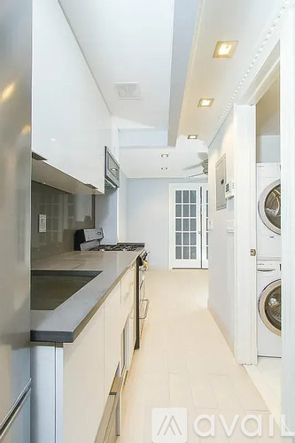 221 East 11th St 1 Apartment for Rent - Photo gallery 5