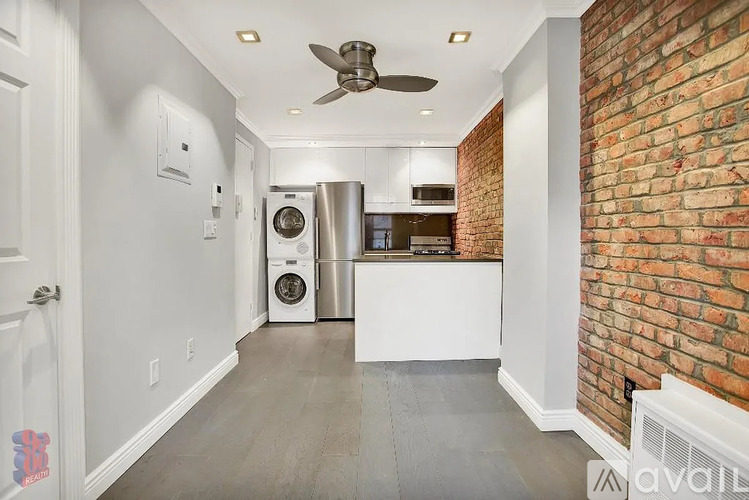 521 East 5th St 1 Apartment for Rent - Photo gallery 3