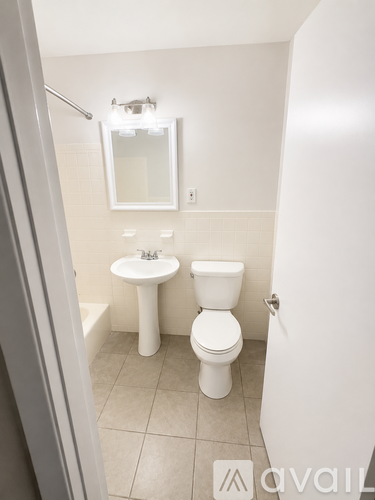 194 Washington Street 1 Apartment for Rent - Photo gallery 4