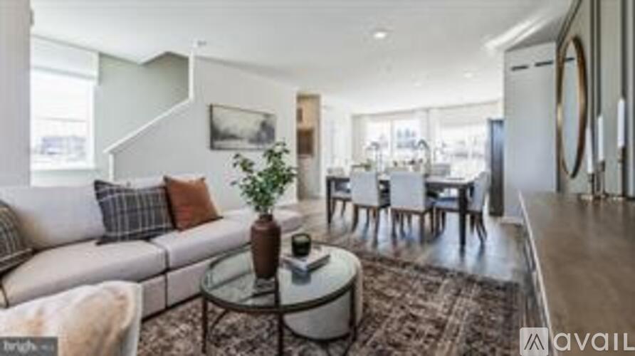8216 Alexander Court 3 Beds Townhouse for Rent - Photo gallery 4