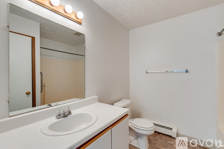 1752 Raleigh Ave 2 Beds Apartment for Rent - Photo gallery 2
