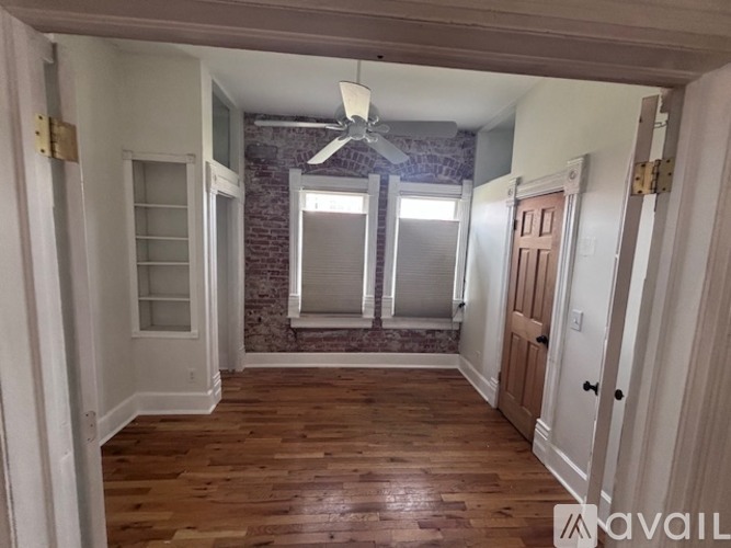 2811 Welton Street 4 Beds Single Family Home for Rent - Photo gallery 4