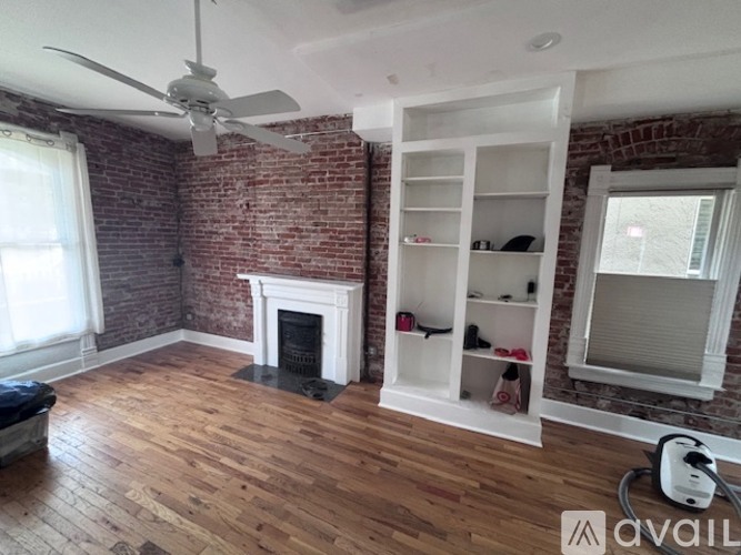 2811 Welton Street 4 Beds Single Family Home for Rent - Photo gallery 5
