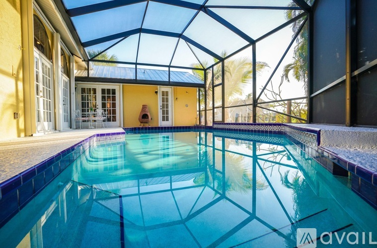 137 Queens Road 3 Beds Single Family Home for Rent - Photo gallery 3