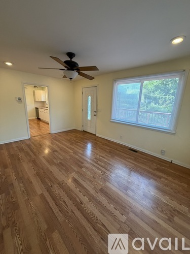 3806 Dakota Ave 2 Beds Single Family Home for Rent - Photo gallery 5