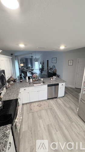 7019 Sonny Drive 3 Beds Single Family Home for Rent - Photo gallery 5