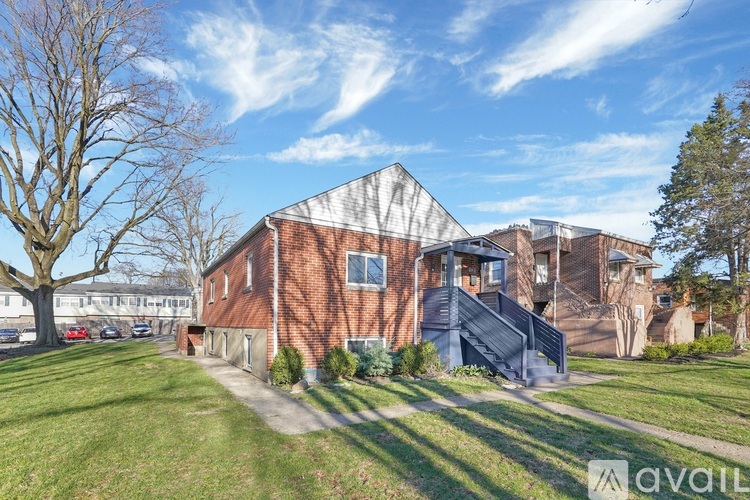 839 McClain Road B 2 Beds Single Family Home for Rent - Photo gallery 2